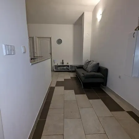 Lily Apartment