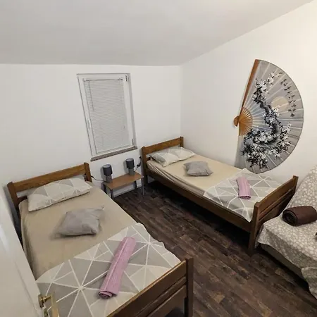 Lily Apartment